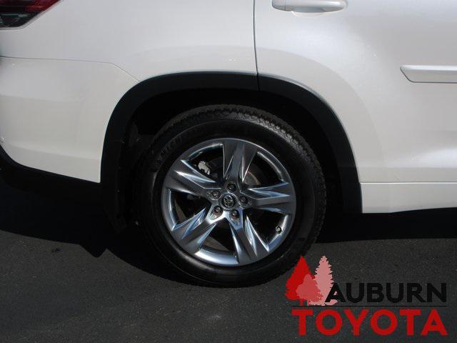 used 2016 Toyota Highlander car, priced at $26,988