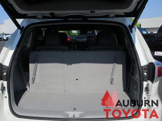 used 2016 Toyota Highlander car, priced at $26,988