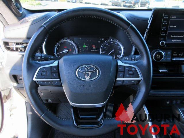 used 2022 Toyota Highlander car, priced at $37,788