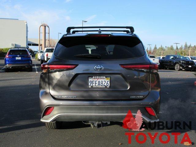 used 2023 Toyota Highlander car, priced at $41,988