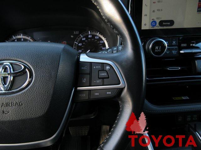 used 2023 Toyota Highlander car, priced at $41,988