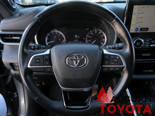 used 2023 Toyota Highlander car, priced at $41,988