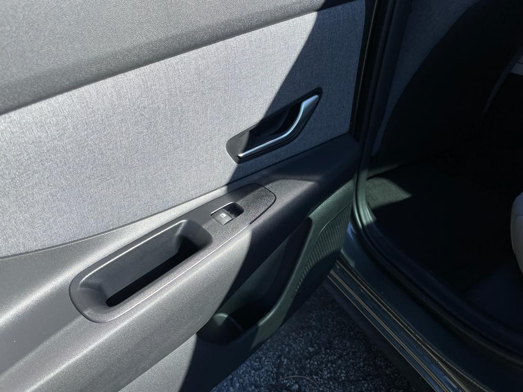 new 2025 Hyundai Elantra car, priced at $26,610