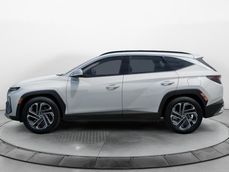 new 2025 Hyundai TUCSON Hybrid car, priced at $44,420