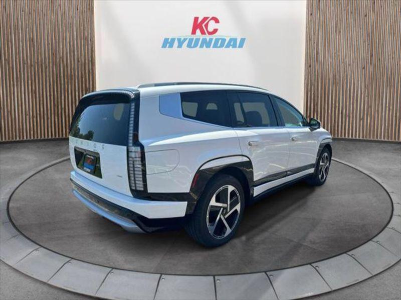 new 2026 Hyundai IONIQ 9 car, priced at $73,966