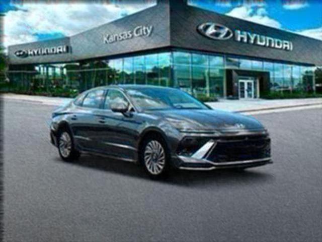 new 2025 Hyundai Sonata Hybrid car, priced at $37,646