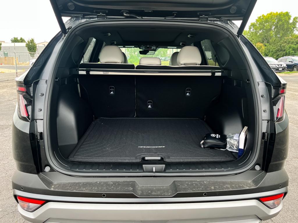 new 2026 Hyundai Tucson car, priced at $43,395