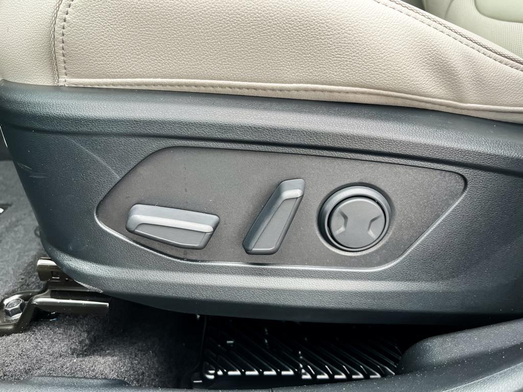 new 2026 Hyundai Tucson car, priced at $43,395