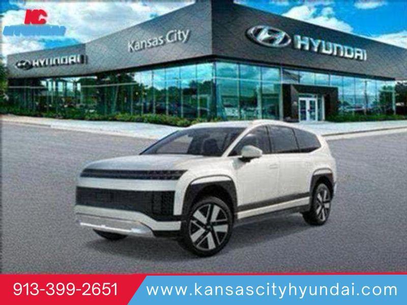 new 2026 Hyundai IONIQ 9 car, priced at $69,478