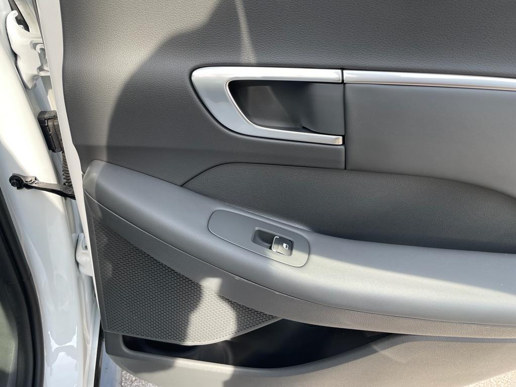 used 2021 Hyundai Sonata car, priced at $22,997