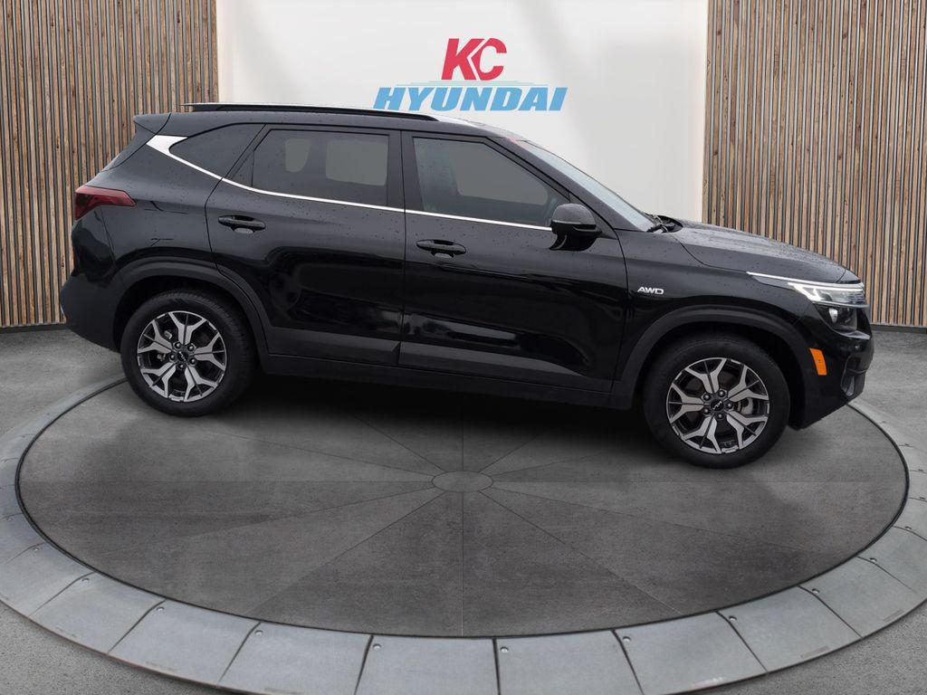 used 2022 Kia Seltos car, priced at $19,994