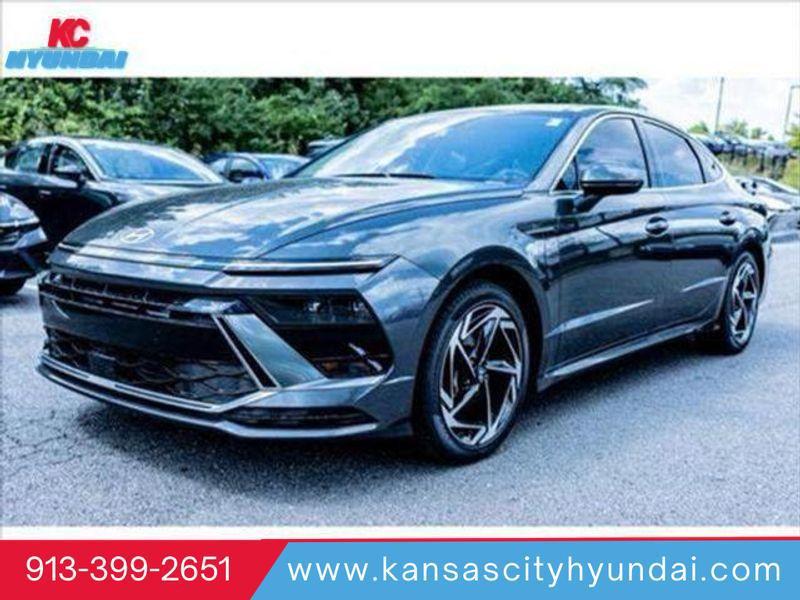 new 2025 Hyundai Sonata car, priced at $29,935