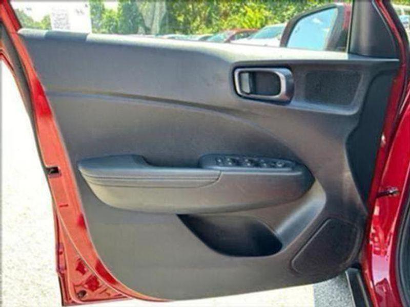 new 2025 Hyundai Venue car, priced at $25,368