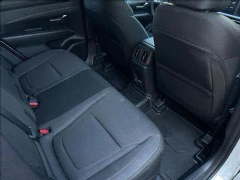 new 2025 Hyundai TUCSON Hybrid car, priced at $32,695