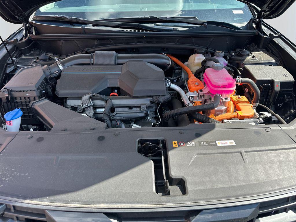 new 2025 Hyundai TUCSON Hybrid car, priced at $32,245