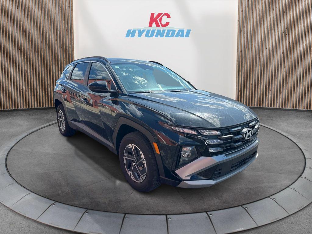 new 2025 Hyundai TUCSON Hybrid car, priced at $32,245