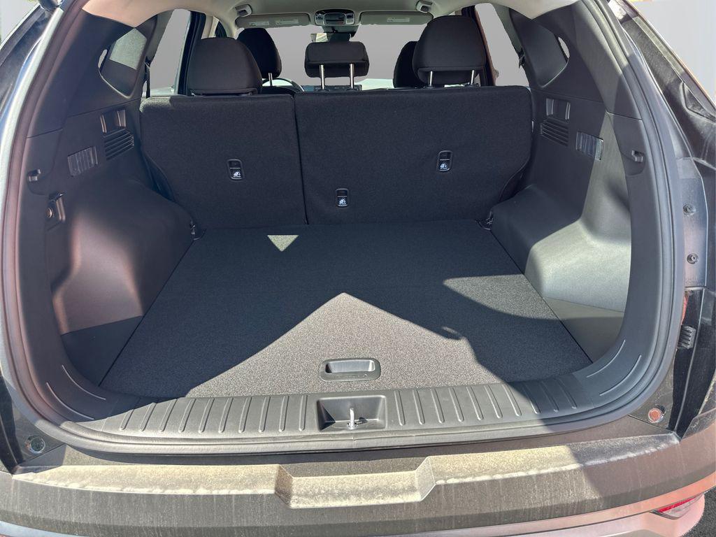 new 2025 Hyundai TUCSON Hybrid car, priced at $32,245