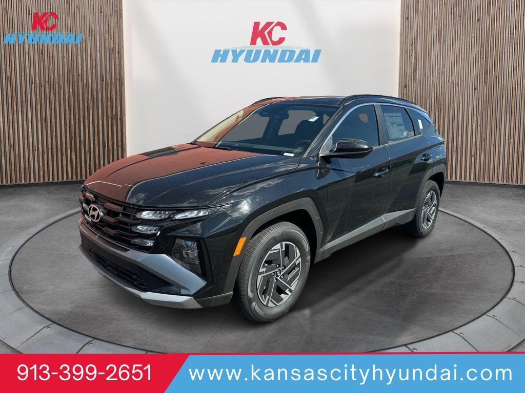 new 2025 Hyundai TUCSON Hybrid car, priced at $32,245