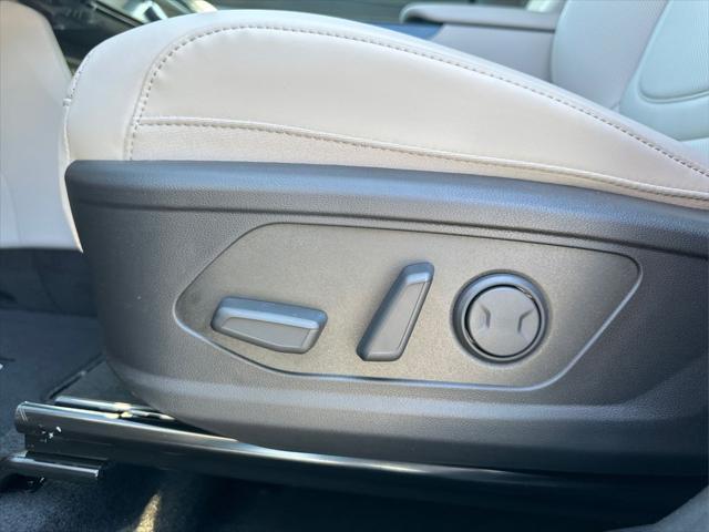 new 2025 Hyundai TUCSON Hybrid car, priced at $37,820
