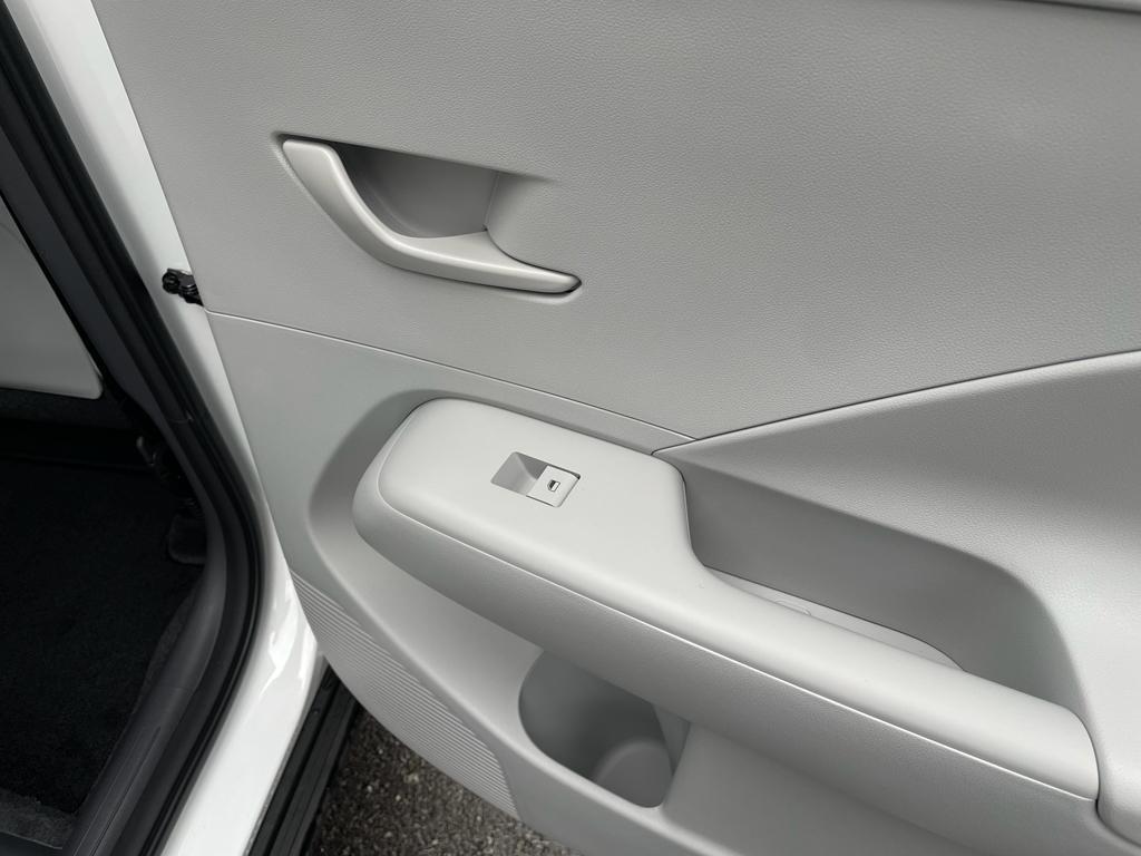 new 2025 Hyundai Kona car, priced at $25,600