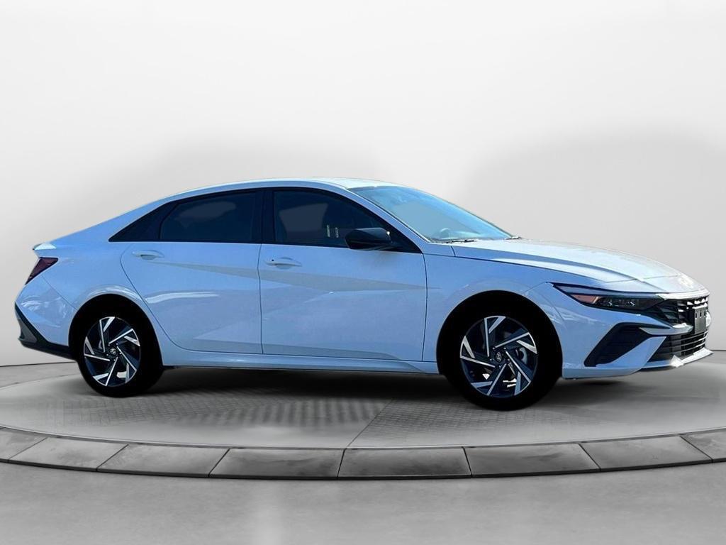new 2025 Hyundai Elantra car, priced at $24,115