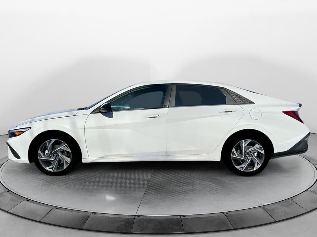 new 2025 Hyundai Elantra car, priced at $24,115