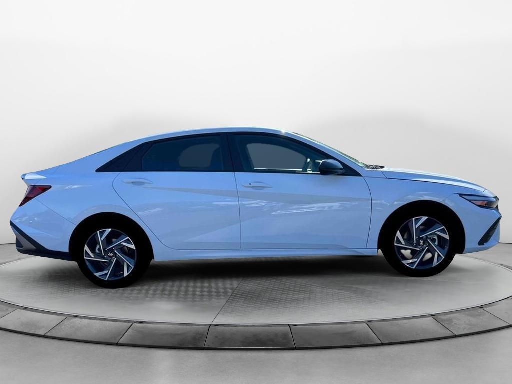 new 2025 Hyundai Elantra car, priced at $24,115