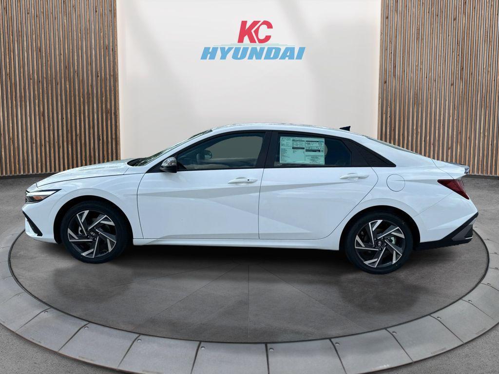 new 2025 Hyundai ELANTRA HEV car, priced at $27,715