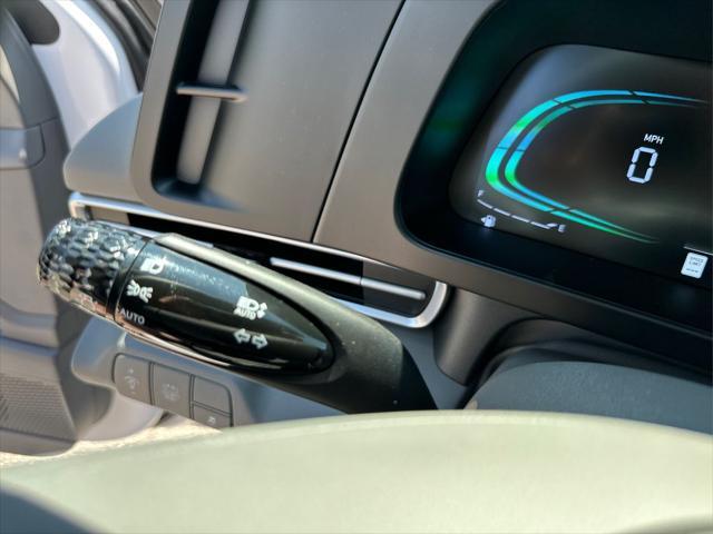 new 2025 Hyundai ELANTRA HEV car, priced at $27,305