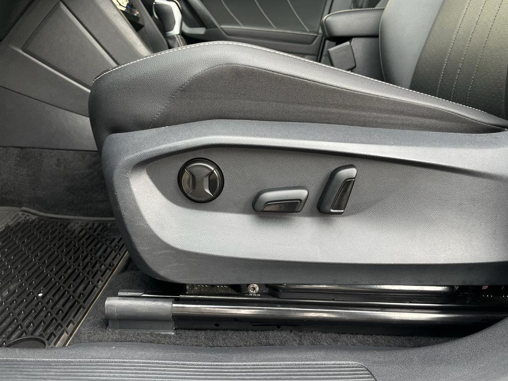 used 2024 Volkswagen Tiguan car, priced at $22,991