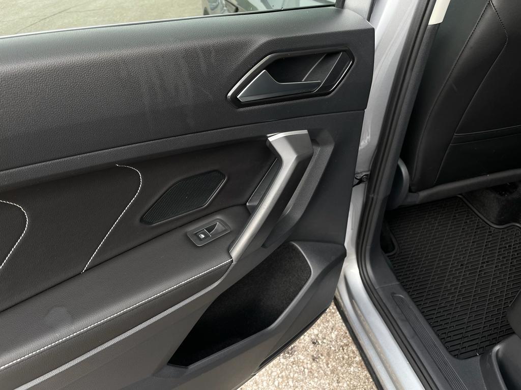 used 2024 Volkswagen Tiguan car, priced at $22,991