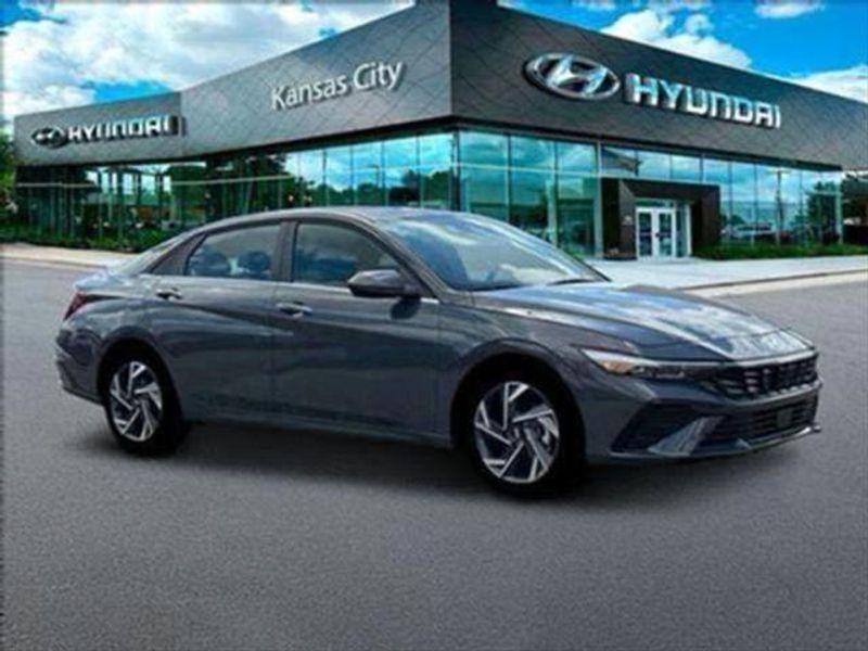 new 2025 Hyundai Elantra car, priced at $26,669