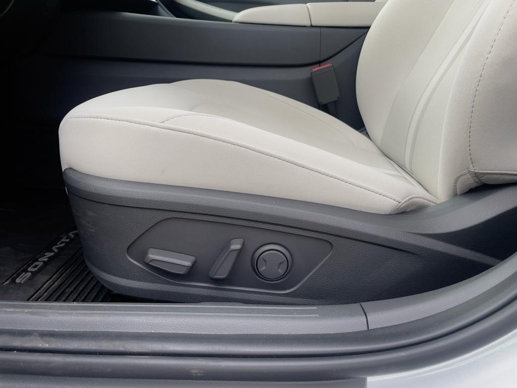 used 2024 Hyundai Sonata Hybrid car, priced at $27,481