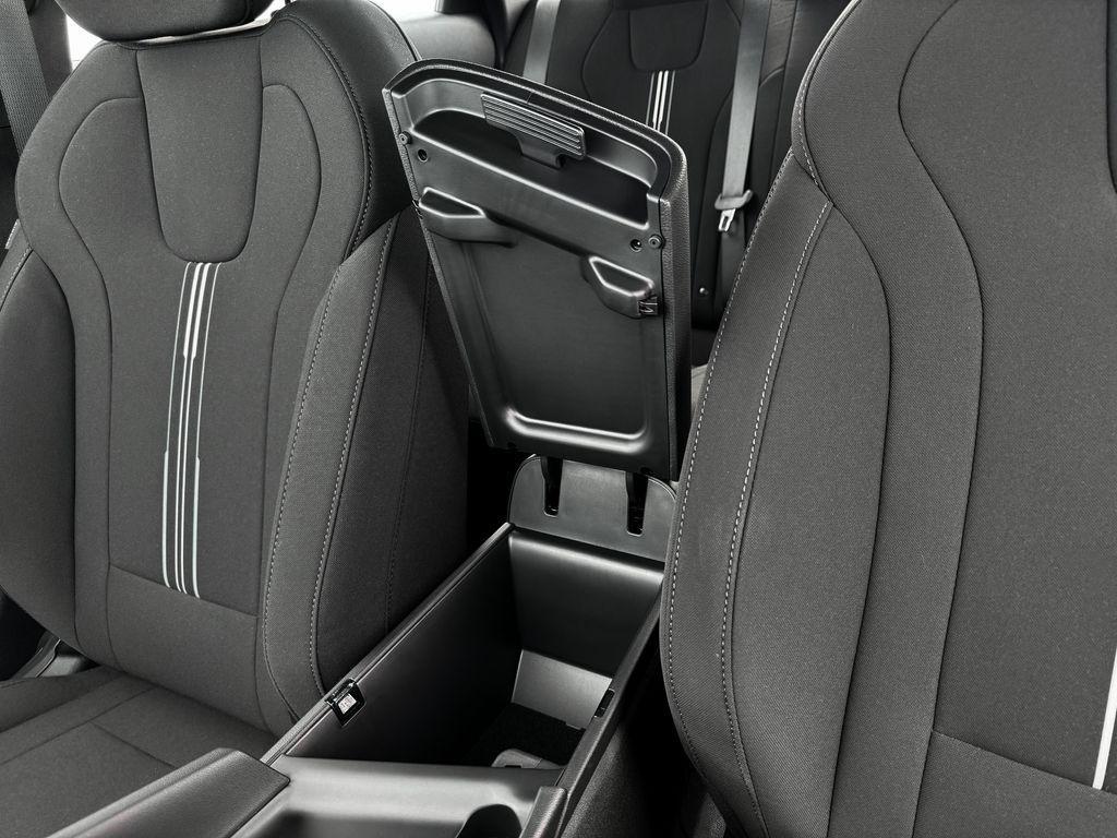 new 2025 Hyundai Elantra car, priced at $24,010