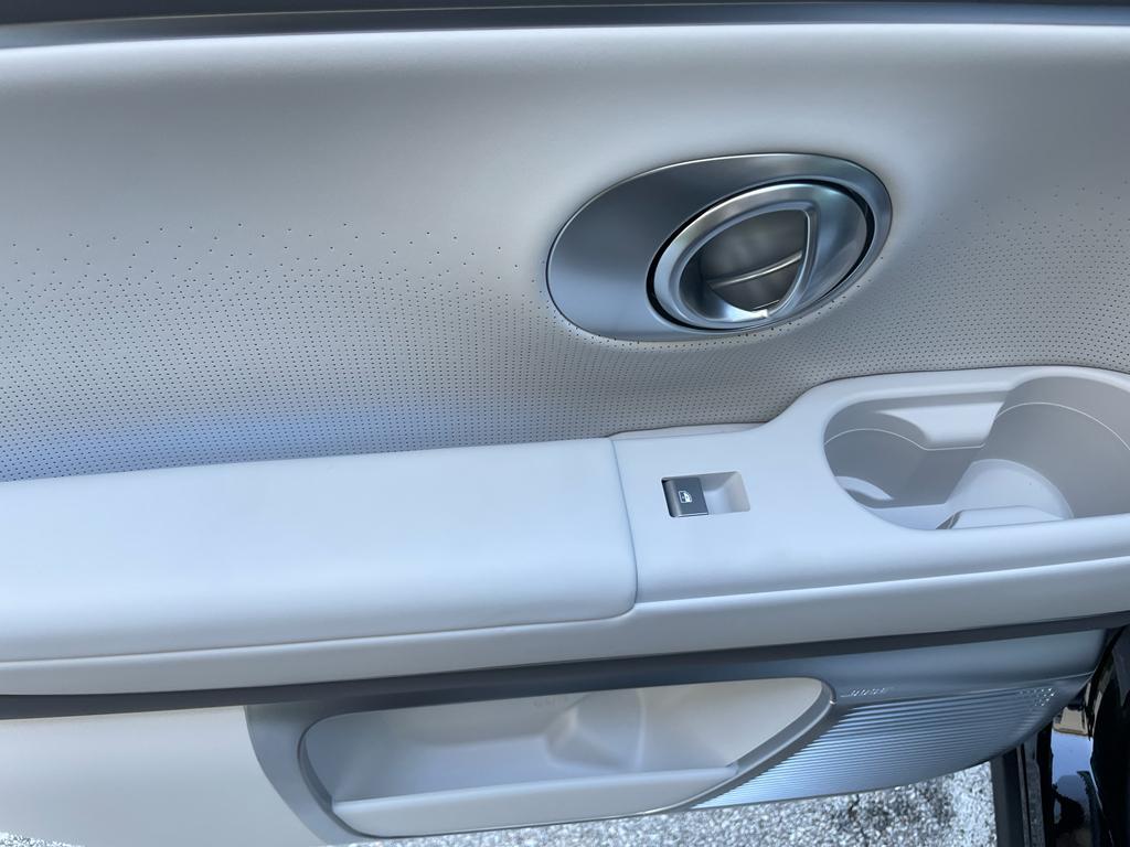 new 2026 Hyundai IONIQ 9 car, priced at $77,040