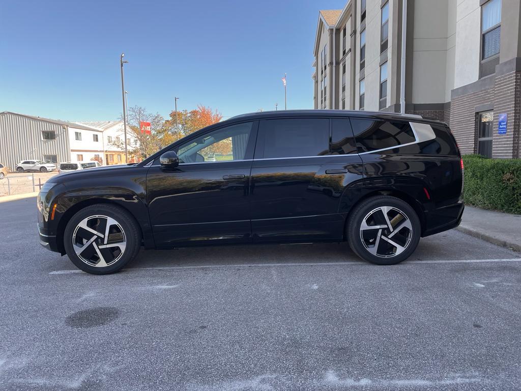 new 2026 Hyundai IONIQ 9 car, priced at $77,040