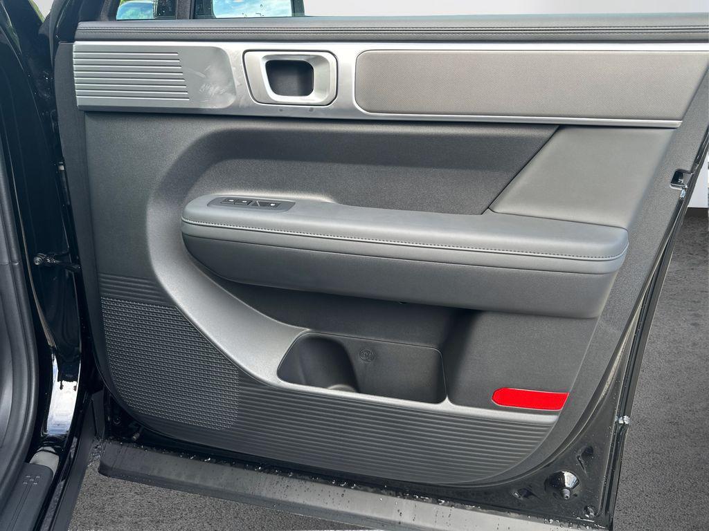 new 2025 Hyundai Santa Fe car, priced at $38,175