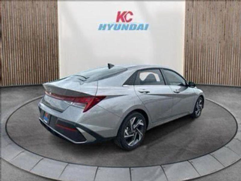 new 2025 Hyundai Elantra car, priced at $25,450