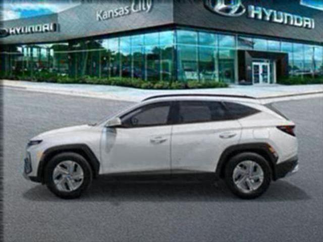 new 2025 Hyundai TUCSON Hybrid car, priced at $35,426