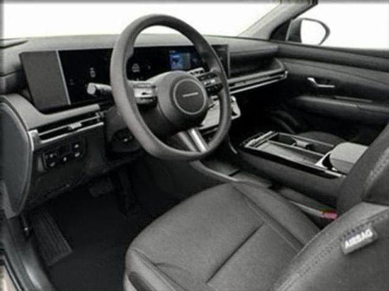 new 2025 Hyundai TUCSON Hybrid car, priced at $32,920