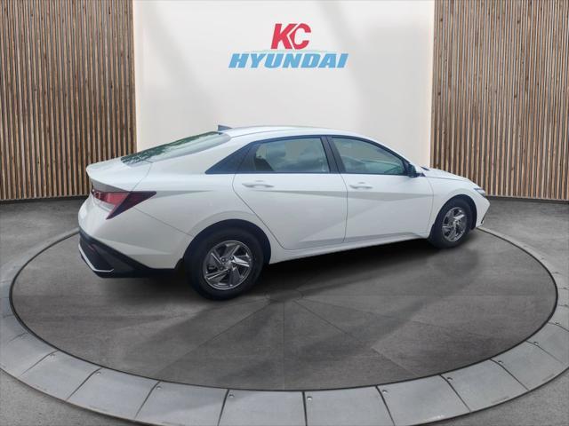 new 2025 Hyundai Elantra car, priced at $24,116