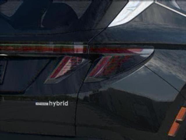 new 2025 Hyundai TUCSON Hybrid car, priced at $37,071