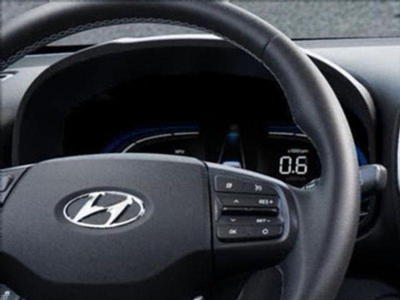 new 2025 Hyundai Venue car, priced at $23,805