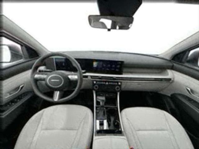 new 2025 Hyundai Tucson car, priced at $31,106