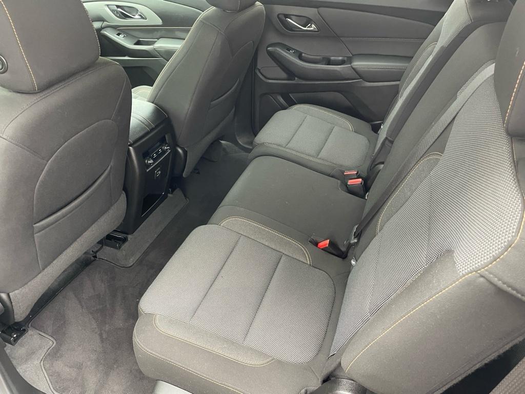 used 2021 Chevrolet Traverse car, priced at $22,768