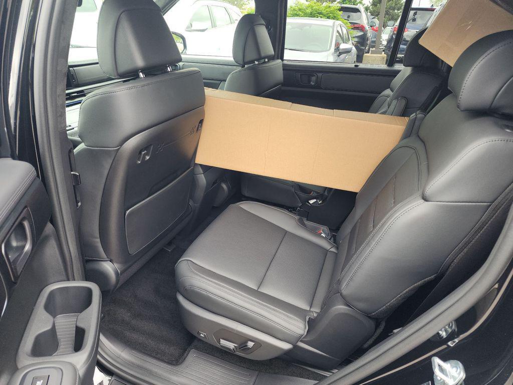 new 2025 Hyundai SANTA FE HEV car, priced at $47,080