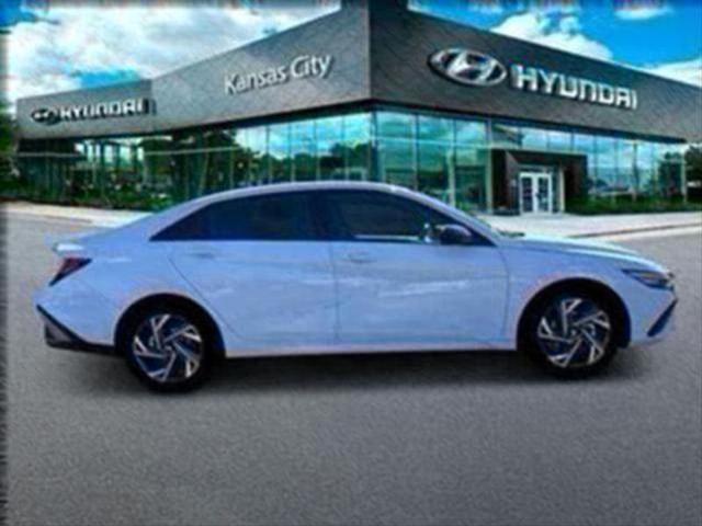 new 2025 Hyundai Elantra car, priced at $24,639