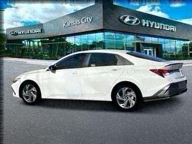 new 2025 Hyundai Elantra car, priced at $24,639