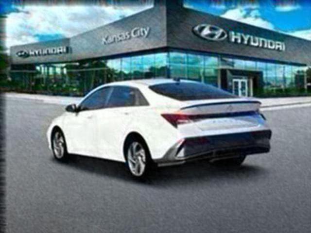 new 2025 Hyundai Elantra car, priced at $24,639