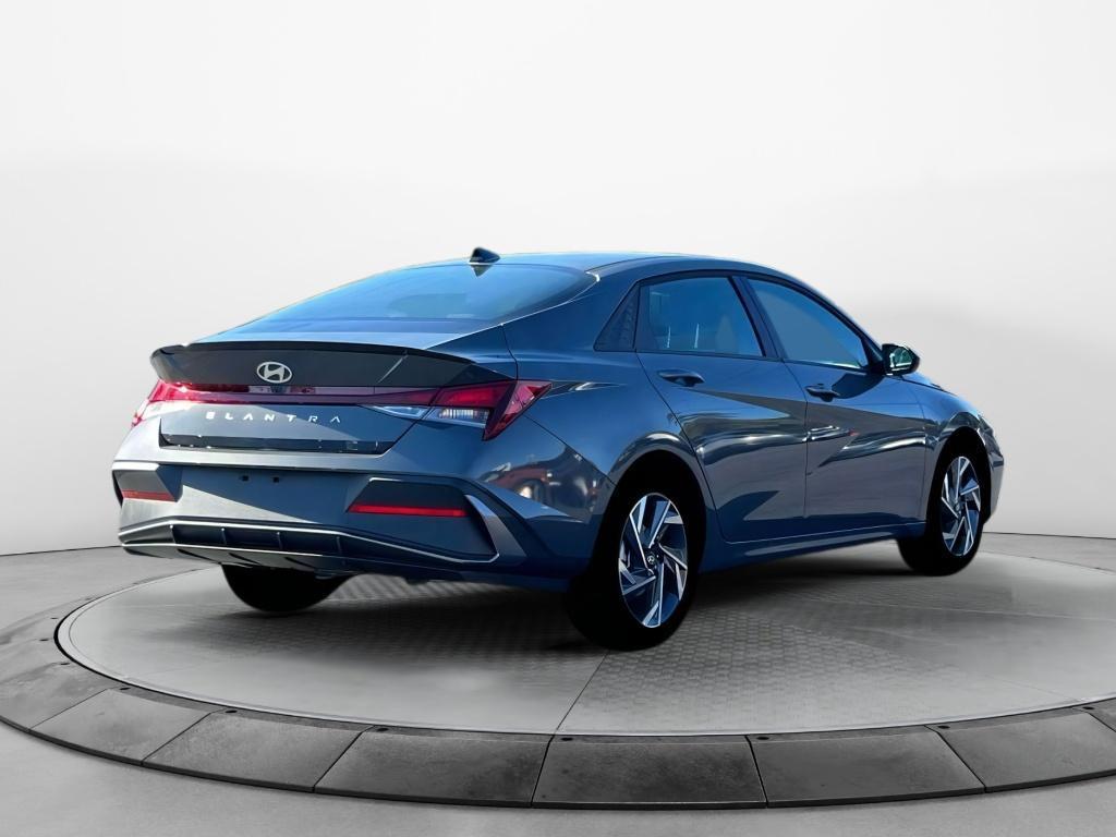 new 2025 Hyundai Elantra car, priced at $23,615